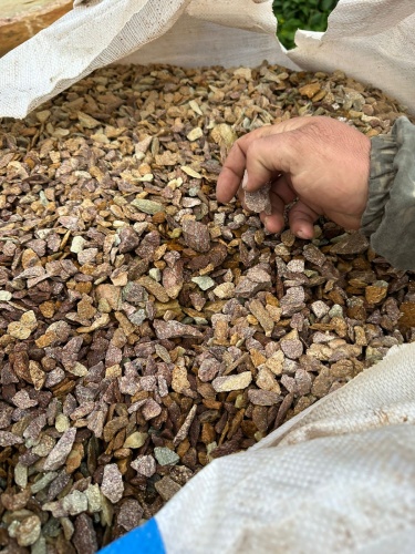 Златолит персиковый декоративная каменная крошка купить в Рязани