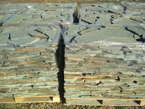 Плитняк златолит зелёный для цоколя, отмостки купить в Рязани