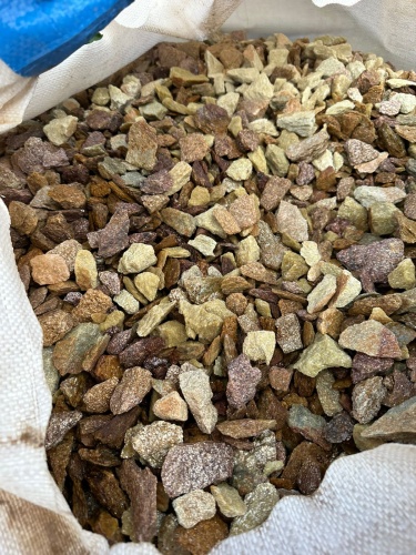 Златолит персиковый декоративная каменная крошка купить в Рязани