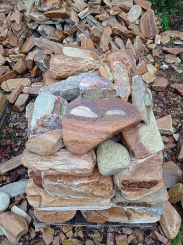 Златолит жёлтый, жёлто-зелёный глыбки и валуны для ланшафтного дизайна купить в Рязани