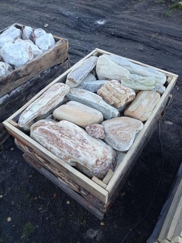 Златолит жёлтый, жёлто-зелёный глыбки и валуны для ланшафтного дизайна купить в Рязани